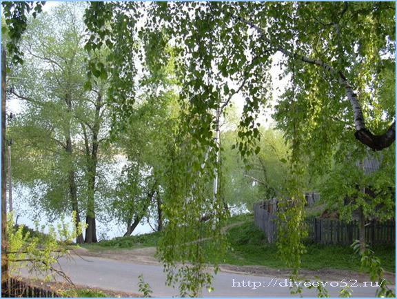 Село Дивеево: берег реки Вичкинзы